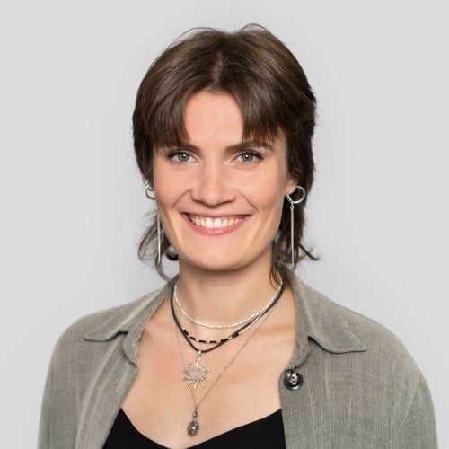 Anica Luggen-Hölscher